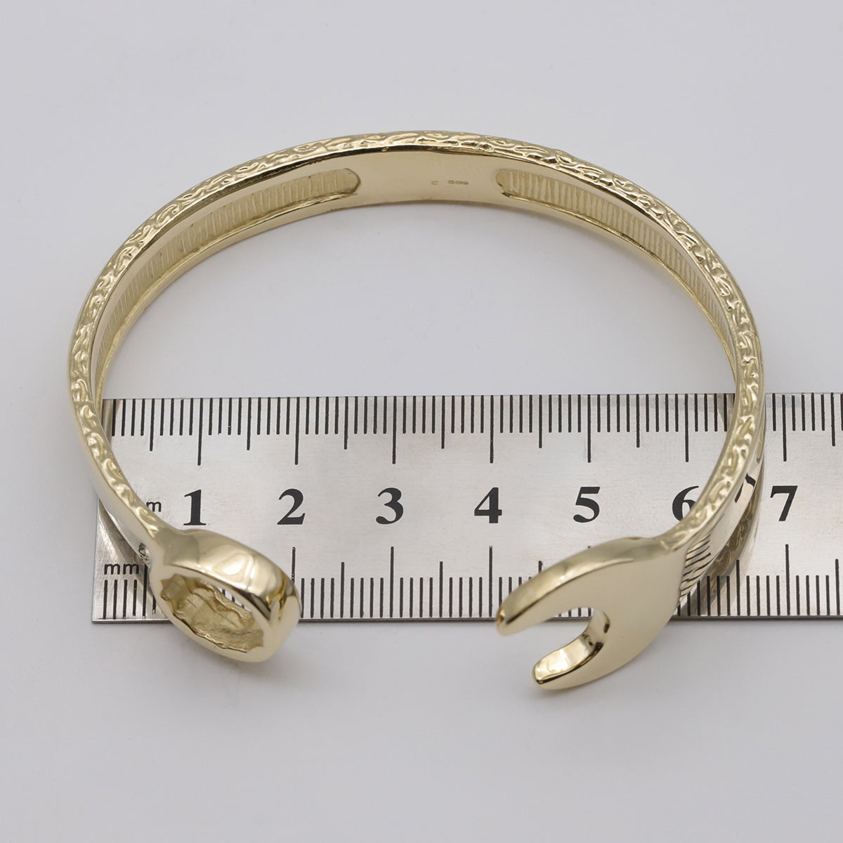 9ct Yellow Gold Solid Men's Patterned Spanner bangle