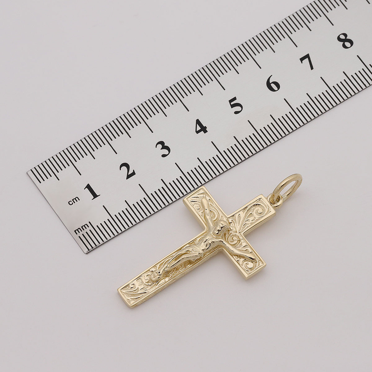 9ct Yellow Gold Ornate Crucifix Cross Pendant
