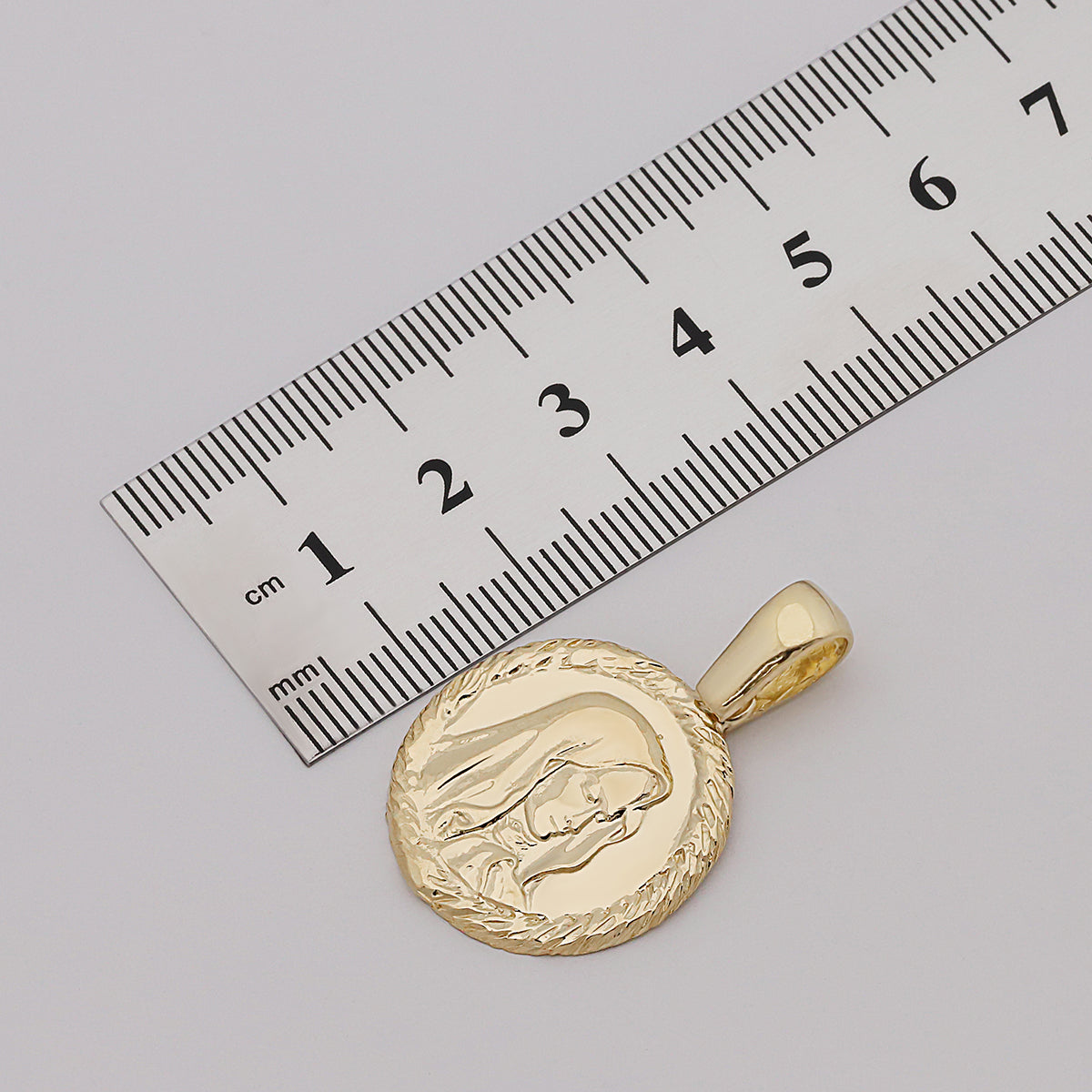 9ct Yellow Gold Madonna Virgin Mary Round Pendant