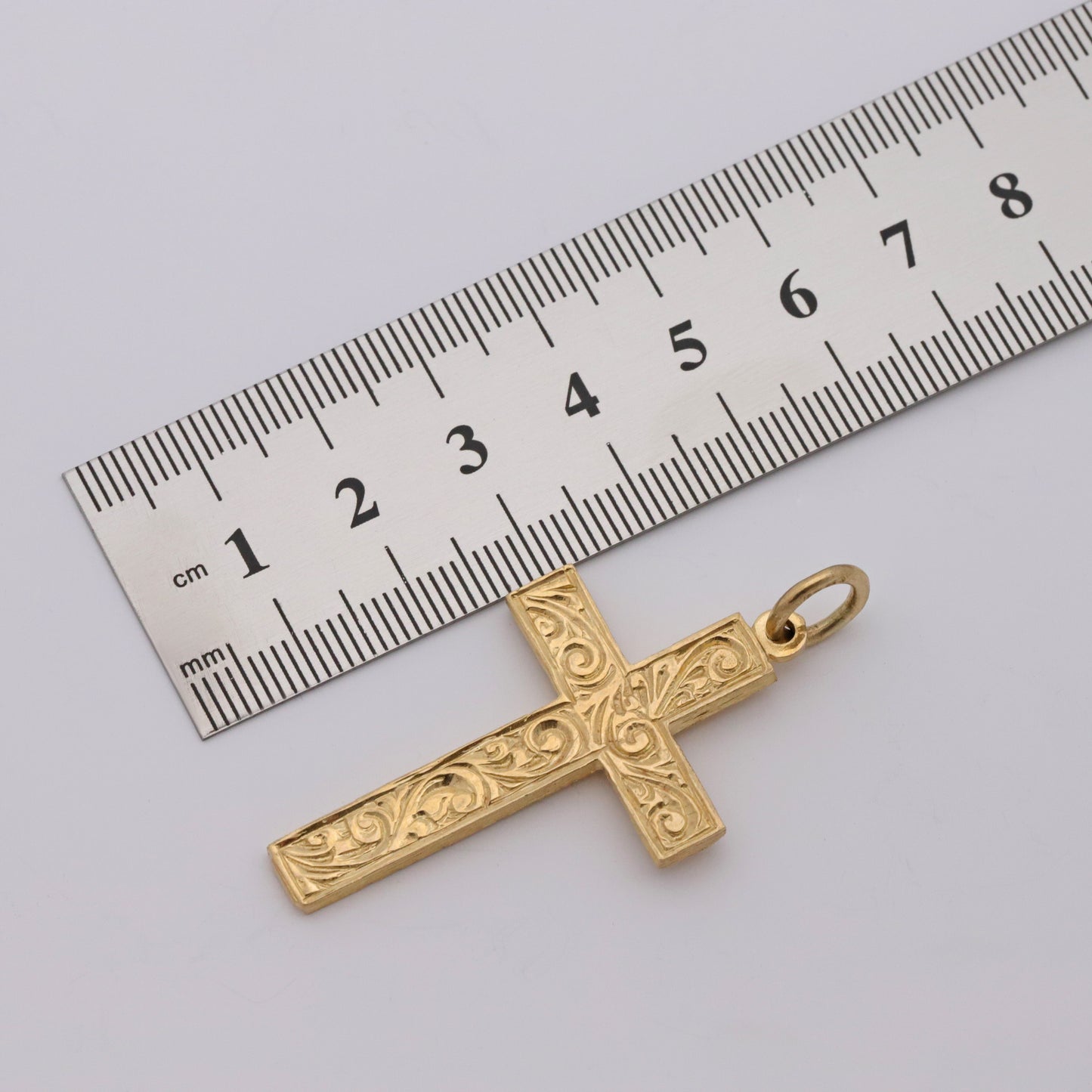 9ct Yellow Gold Ornate Patterned Large Classic Cross