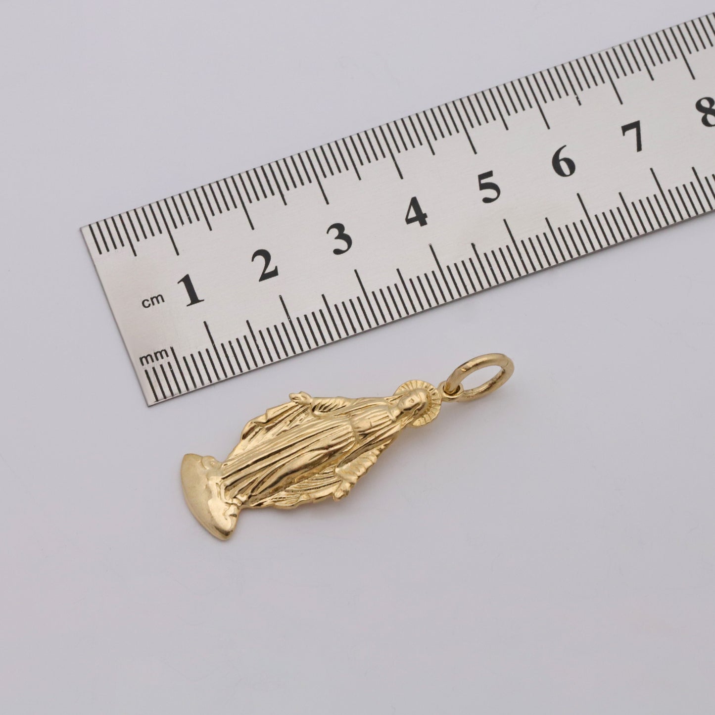 9ct Yellow Gold St Marie Pendant