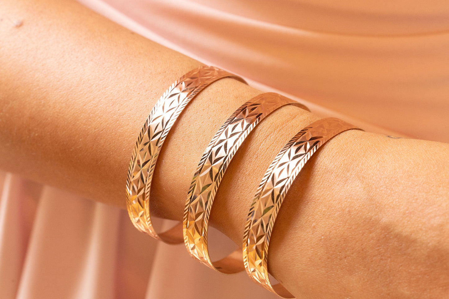 9ct Yellow Gold Diamond Cut & Carved Ladies Bangle