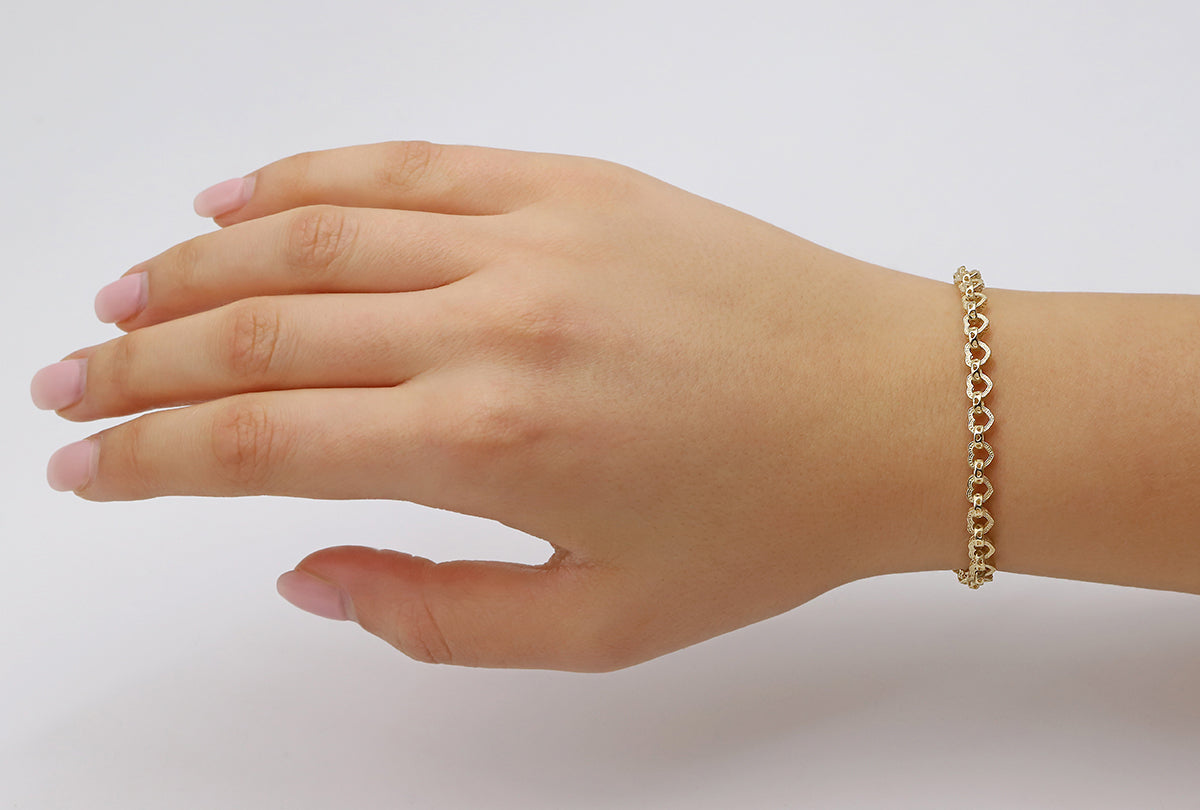 9ct Yellow Gold Small Heart Belcher Bracelet
