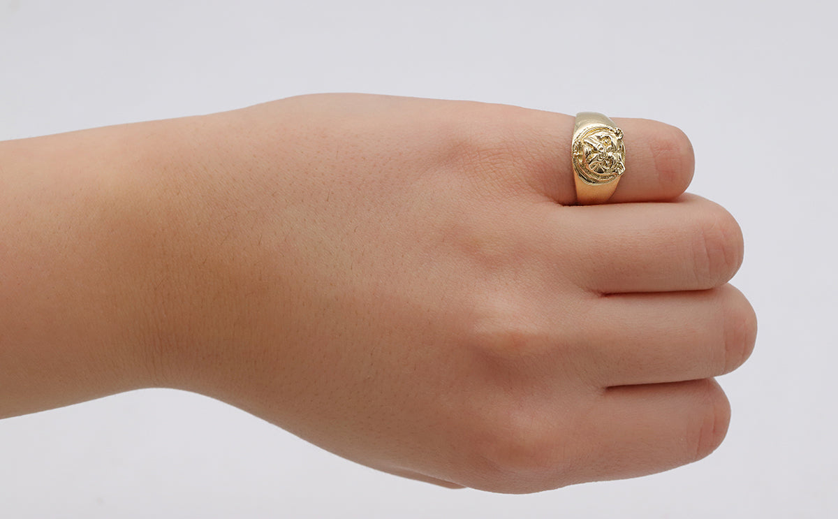 9ct Yellow Gold Small Bulldog Face Ring